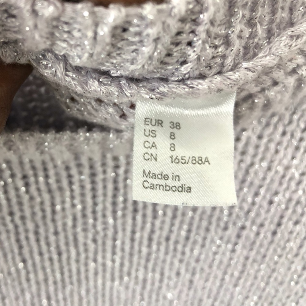 Divided Zip Back Sweater - Picture 6 of 8